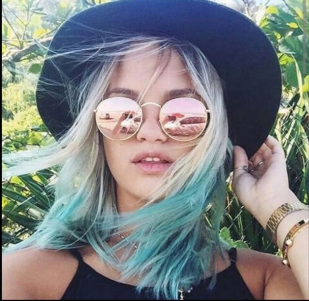 Рожеві дзеркальні окуляри