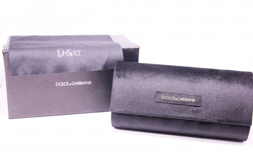 Солнцезащитные очки  Футляр DG