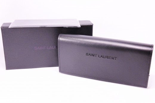 Солнцезащитные очки  Футляр YSL