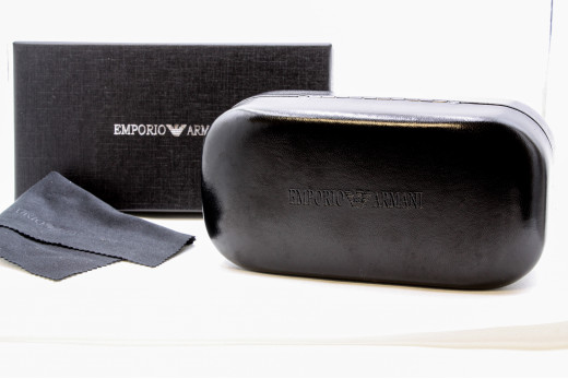 Солнцезащитные очки футляр Arm