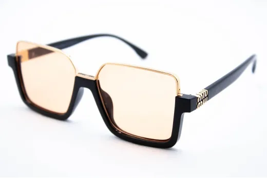 Miu 1356 C4