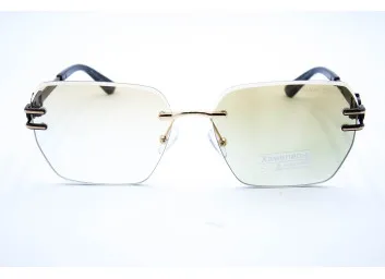 J. CH 975 C3 Хамелеон