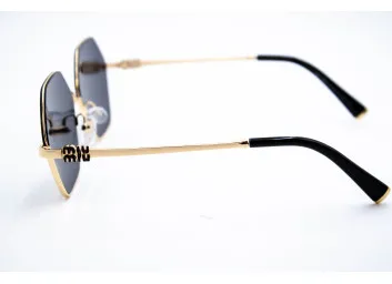 MIU 094 C1