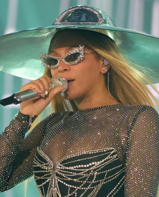 модні окуляри 2025 - тренди, фото, знаменитості